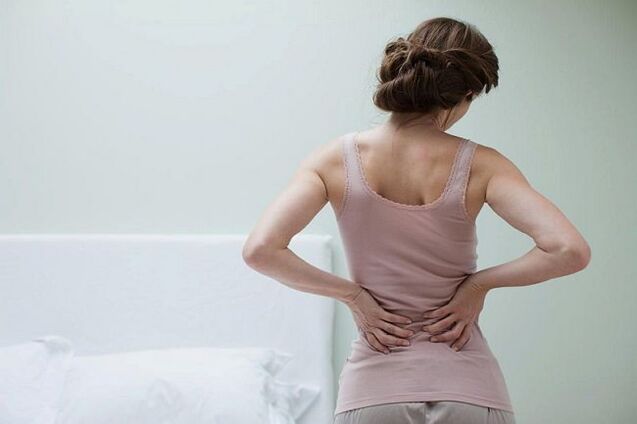 bolesť chrbta s lumbálnou osteochondrózou foto 3