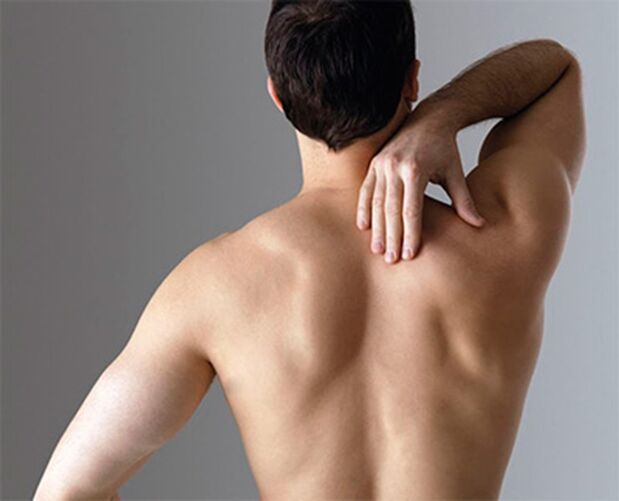 Bolesť chrbta v oblasti lopatiek
